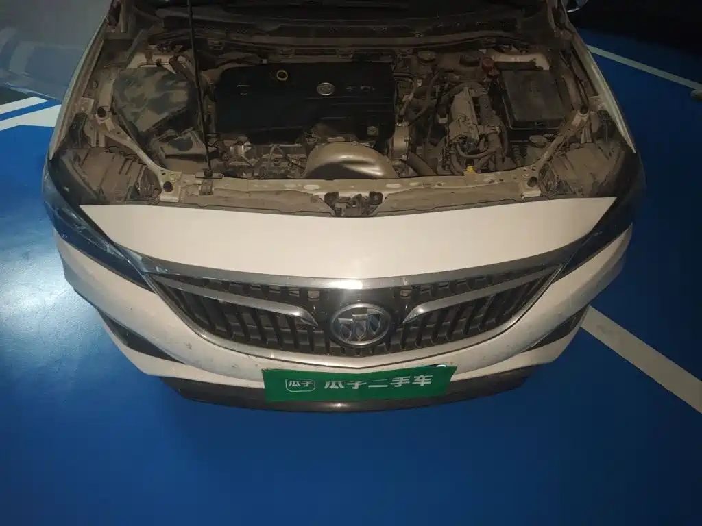Buick Verano — миниатюра 16