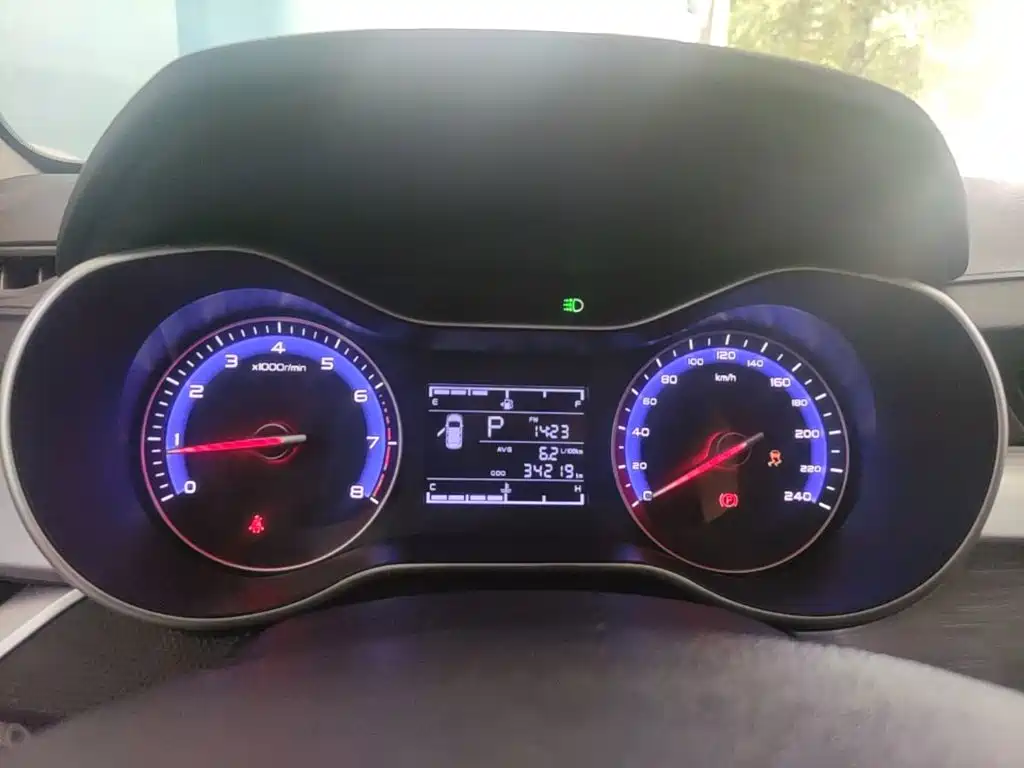 Geely Vision — миниатюра 12
