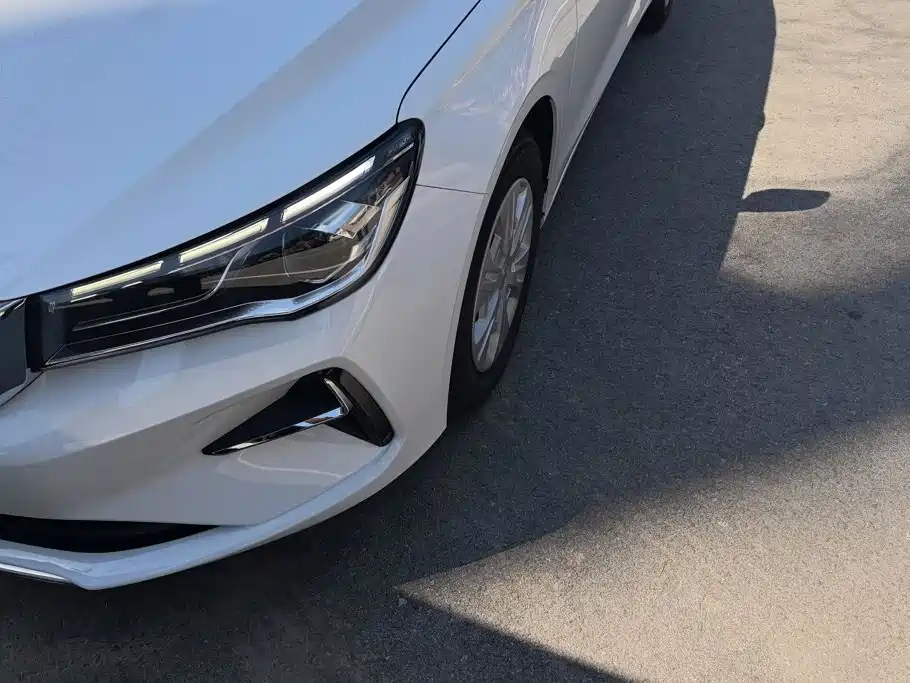 Geely Emgrand — миниатюра 5