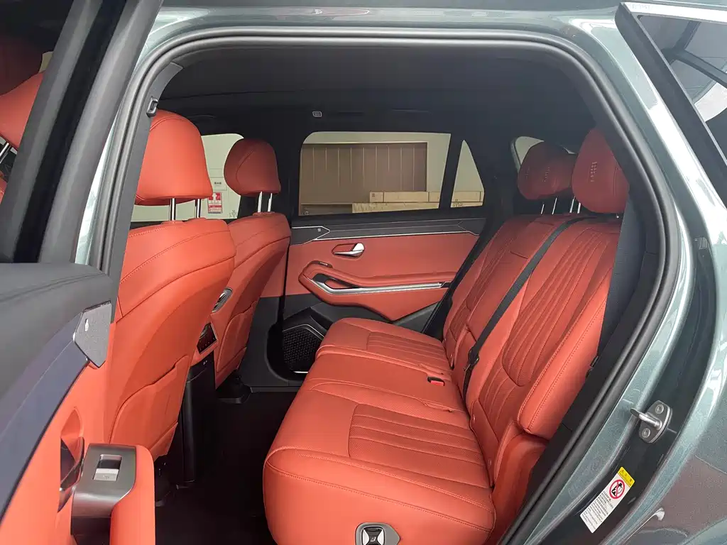 BYD Tang L — миниатюра 10