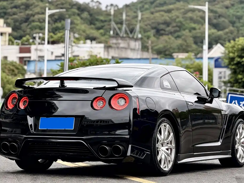Nissan GT-R 2010 3.8T Premium Edition