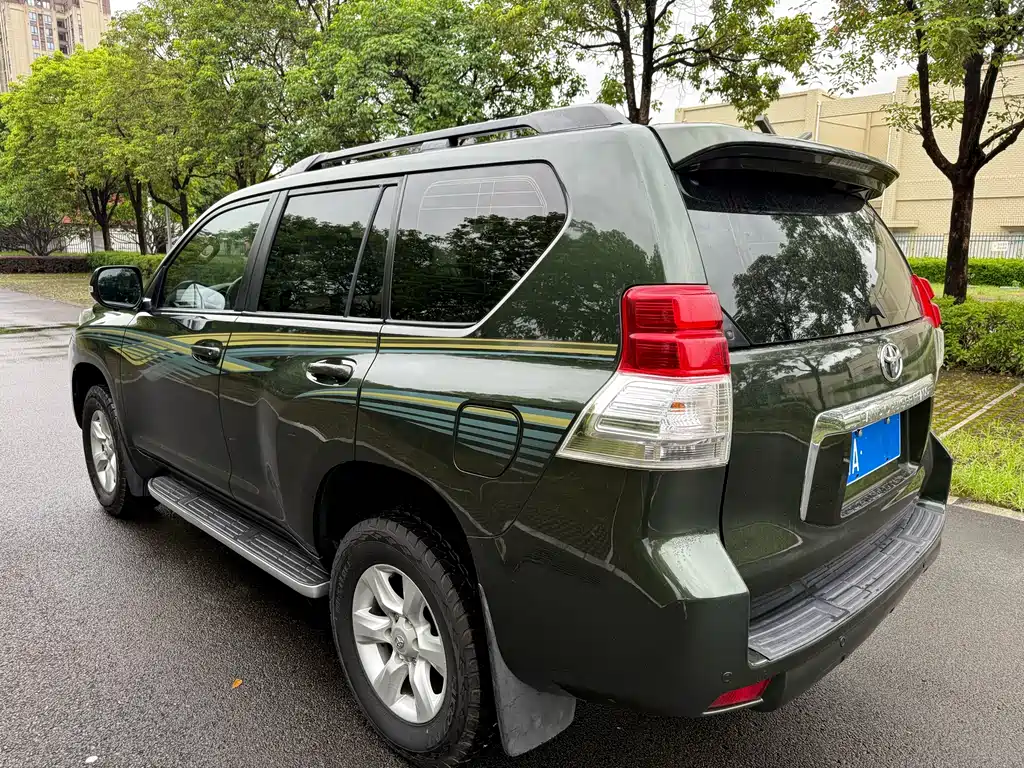 Toyota Land Cruiser Prado 2010 4.0L AT TX-L NAVI