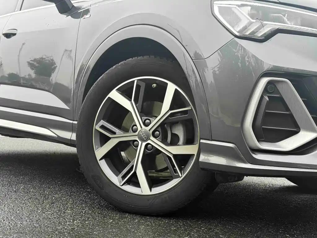 Audi Q3 Sportback — миниатюра 3