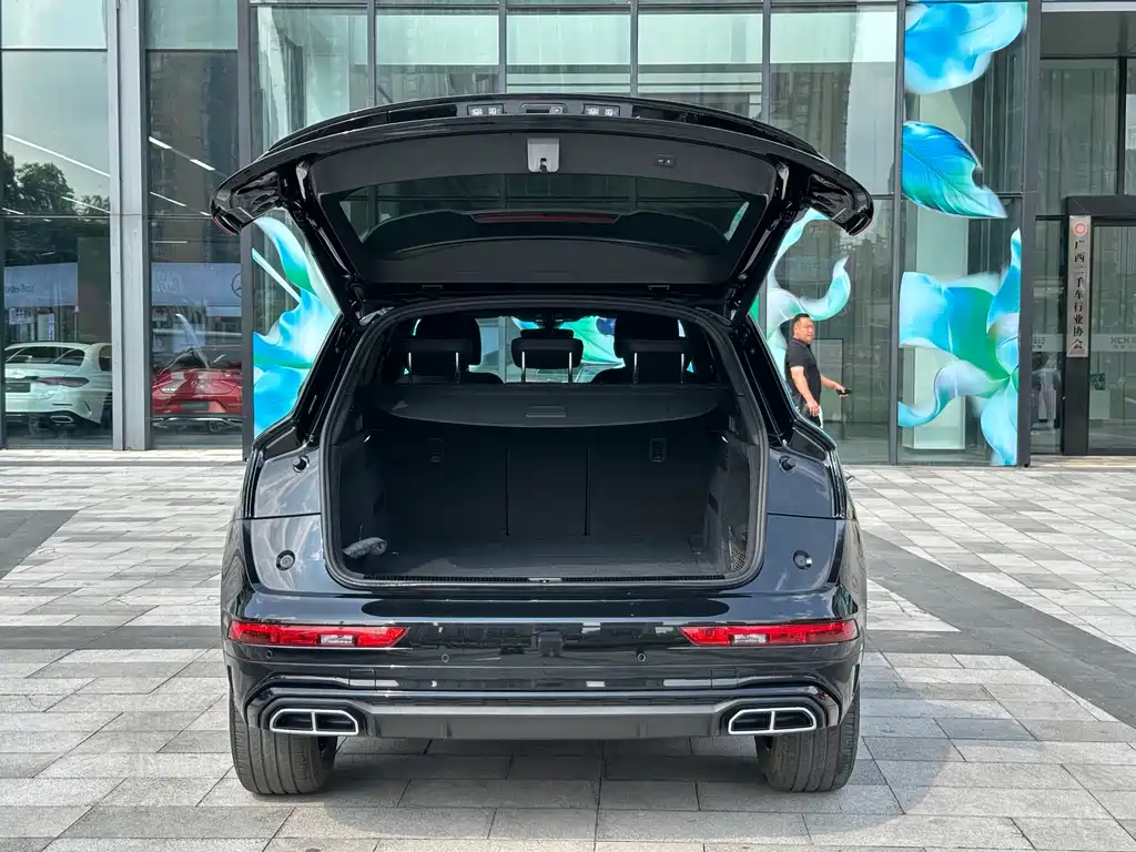 Audi Q5L — миниатюра 27