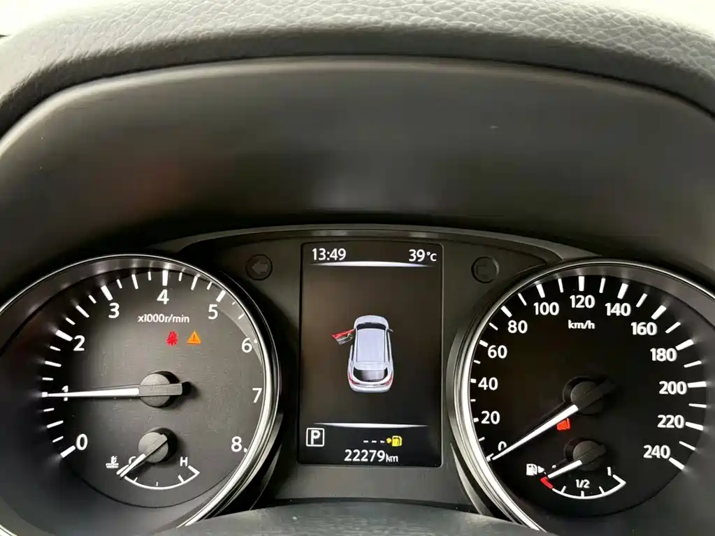 Nissan Qashqai — миниатюра 23