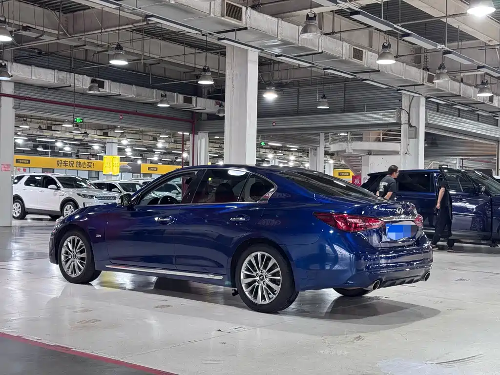 Infiniti Q50L — миниатюра 6
