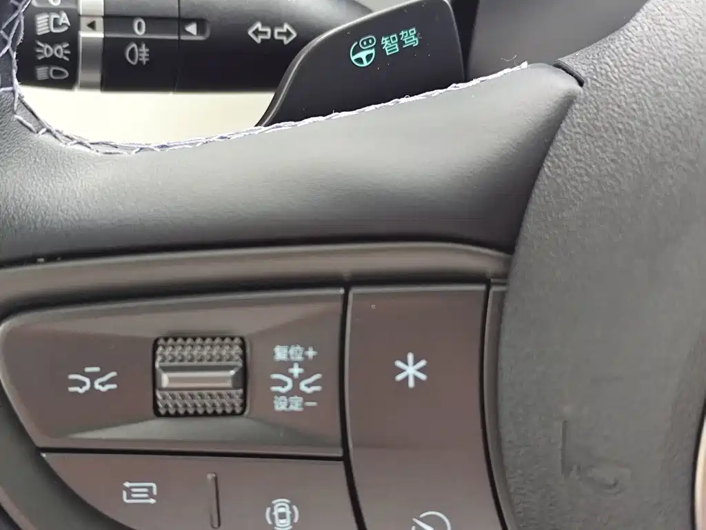 BYD Seal 05 DM-i — миниатюра 11