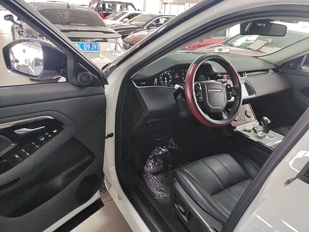 Land Rover Evoque — миниатюра 16