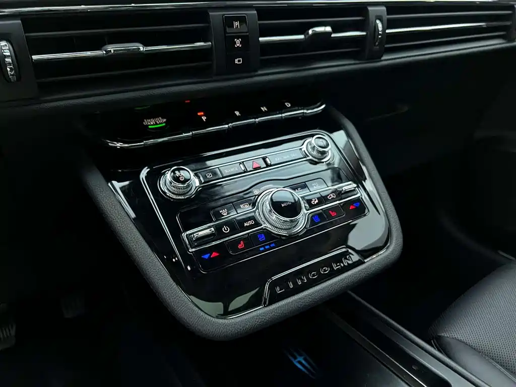 Lincoln Corsair 2022 2.0T Premium