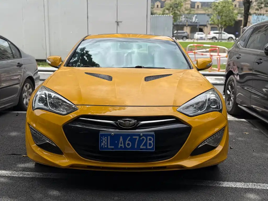 Hyundai Genesis Coupe — миниатюра 2