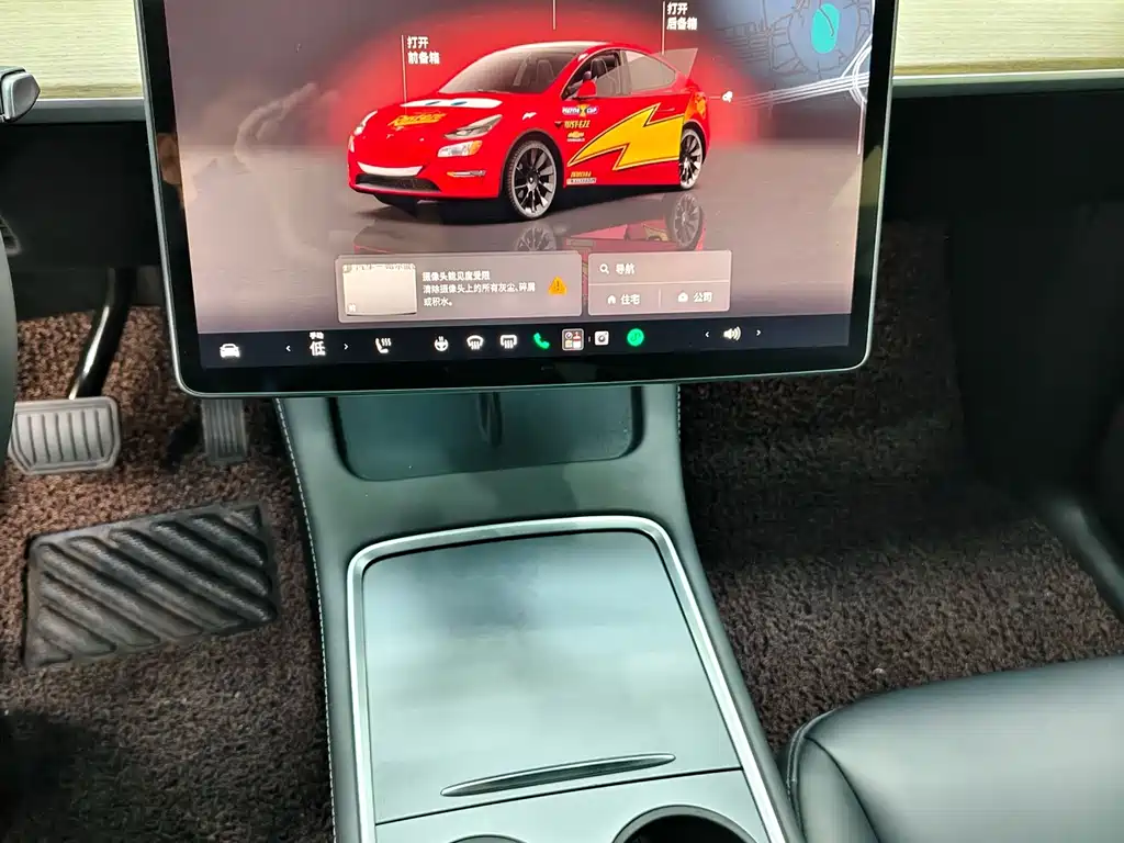 Tesla Model Y — миниатюра 14