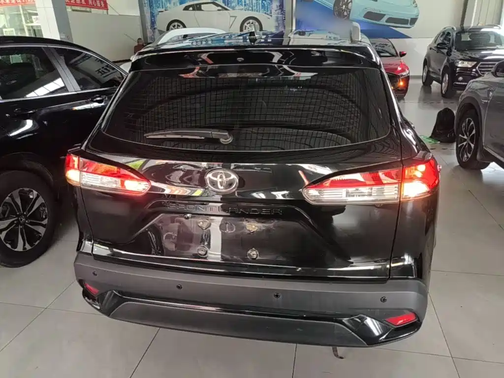Toyota Frontlander — миниатюра 6