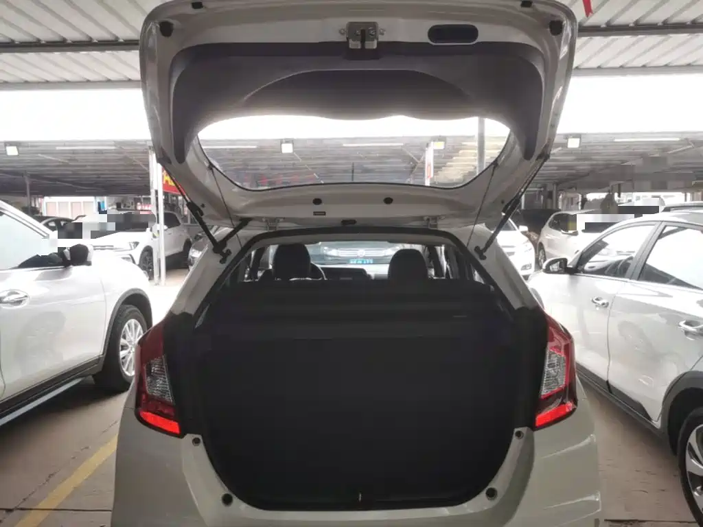 Honda Fit — миниатюра 19