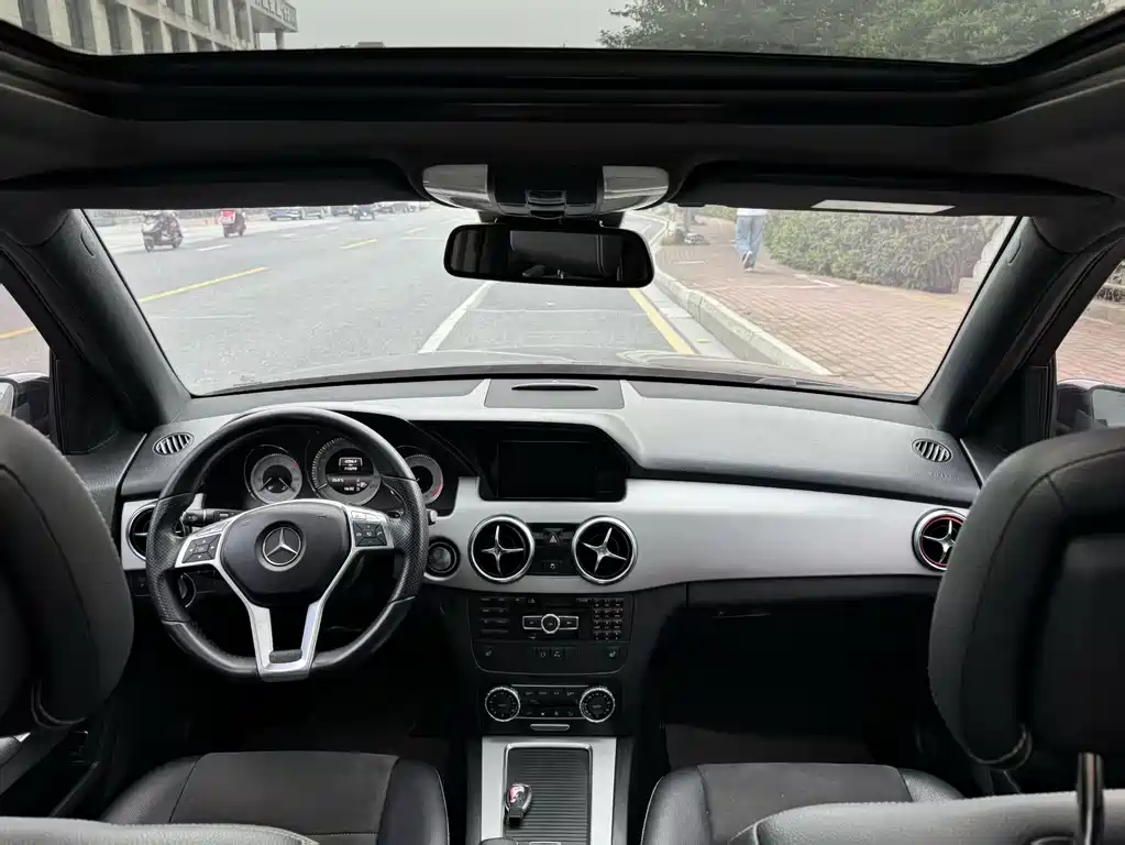 Mercedes-Benz GLK-Class — миниатюра 10