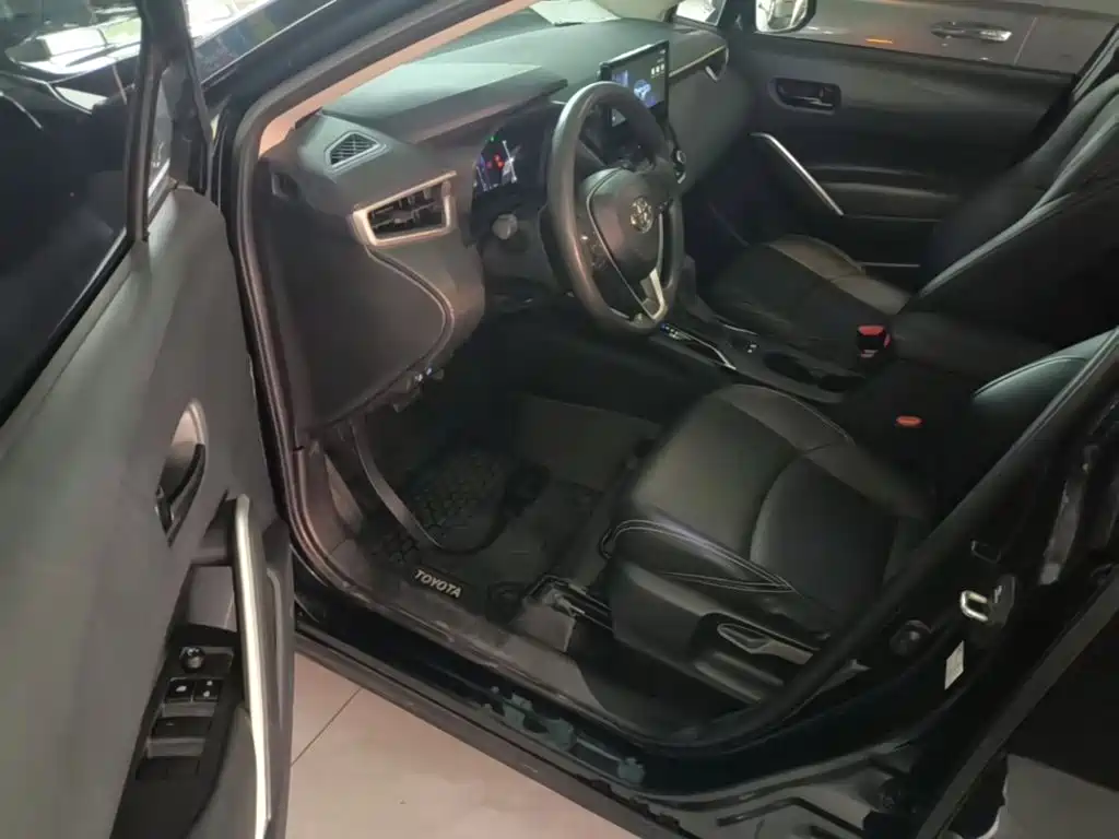 Toyota Frontlander — миниатюра 16