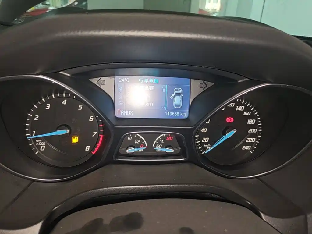 Ford Focus — миниатюра 12