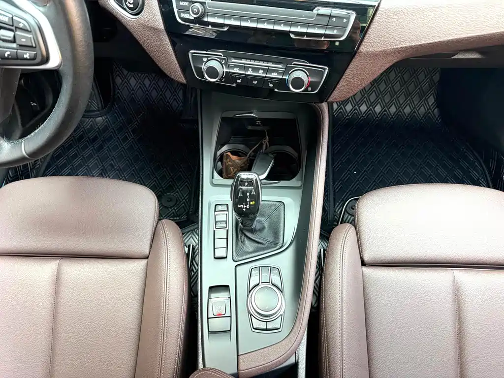 BMW X1 — миниатюра 11