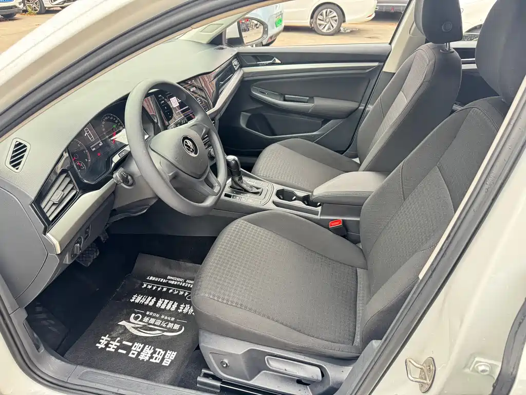 Volkswagen Bora — миниатюра 8
