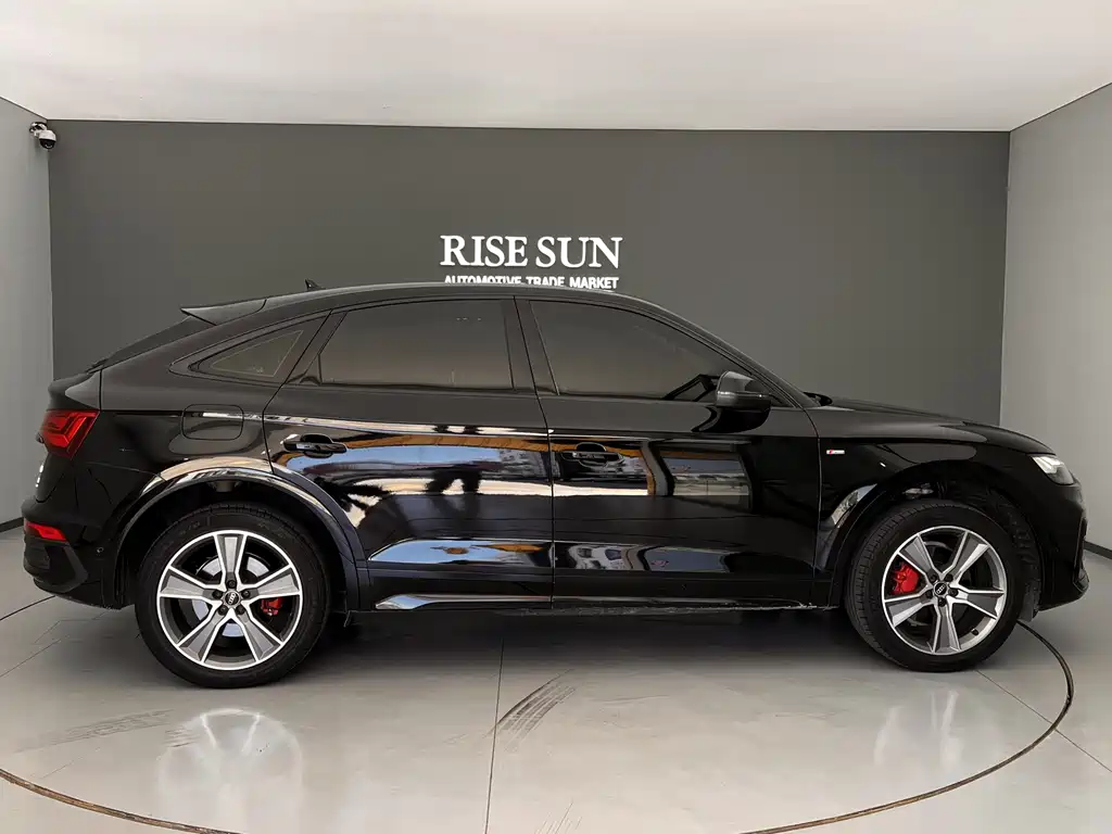 Audi Q5L Sportback 2022 40 TFSI Luxury