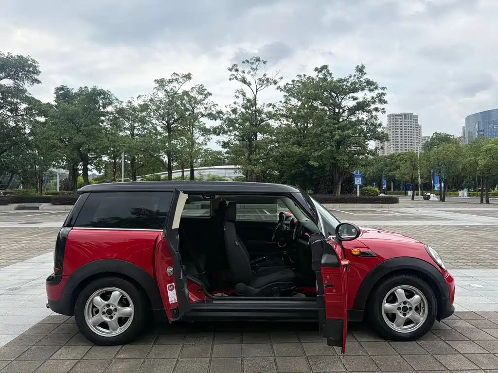 MINI Mini Clubman — миниатюра 10