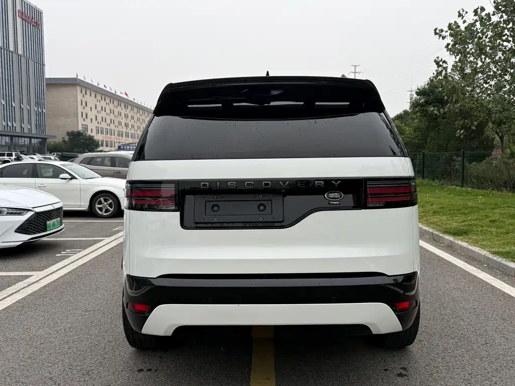 Land Rover Discovery — миниатюра 5