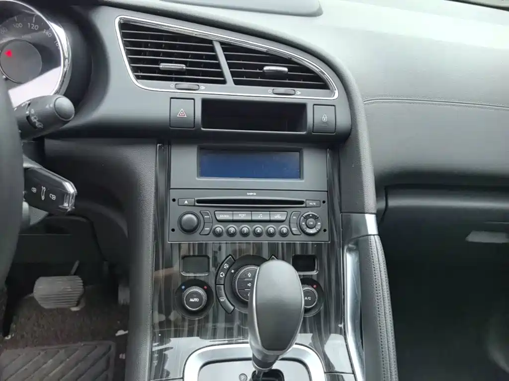 Peugeot 3008 — миниатюра 13