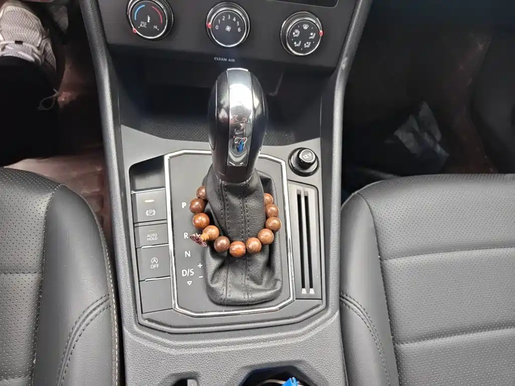 Volkswagen Lavida — миниатюра 15