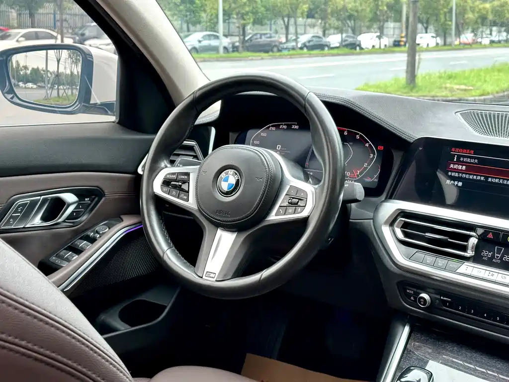 BMW 3 Series — миниатюра 13