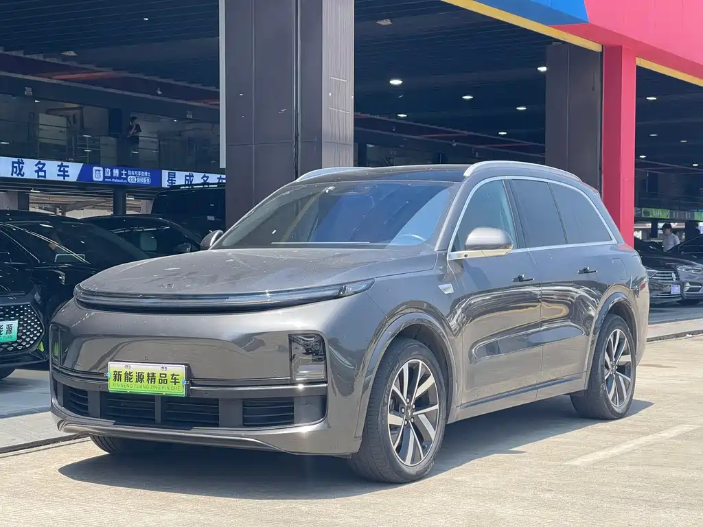 Li Auto Li L8 2023