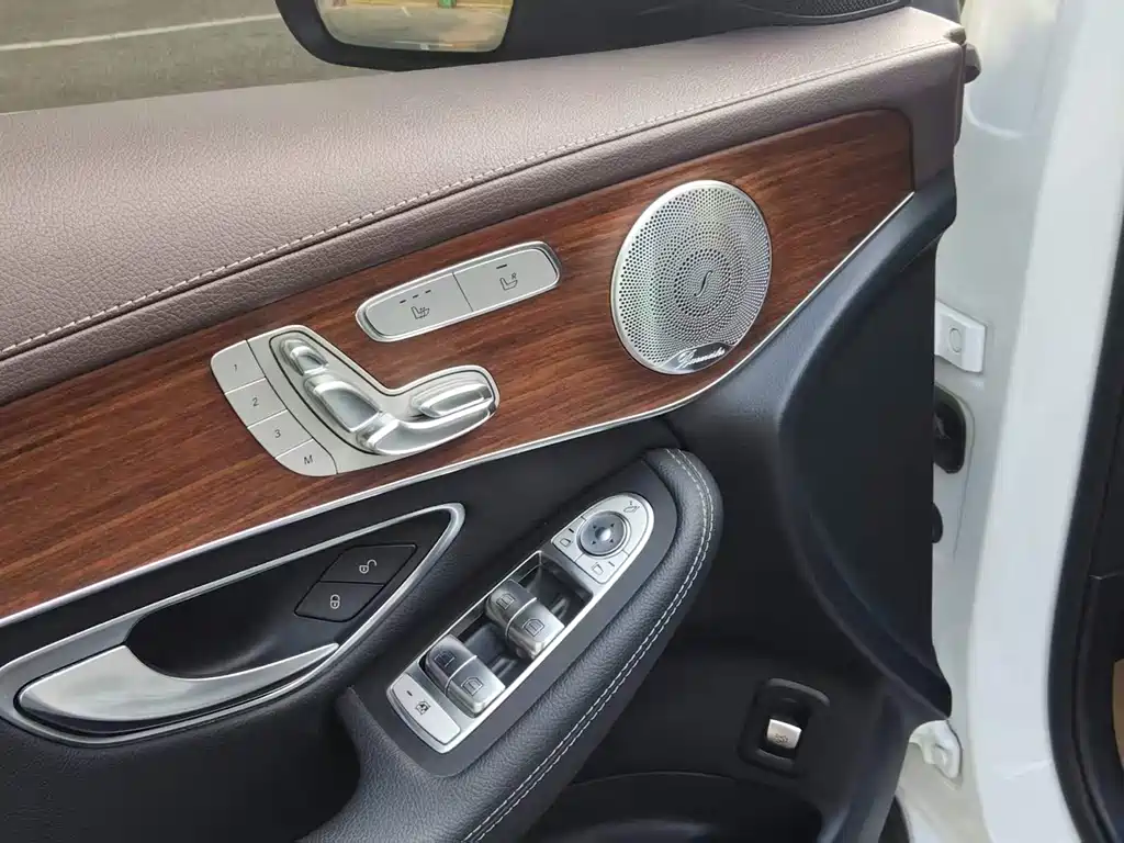 Mercedes-Benz GLC — миниатюра 7