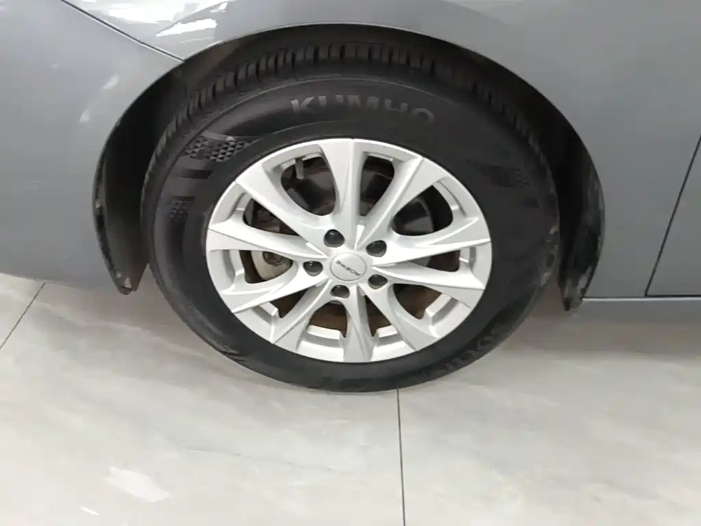 Roewe i5 — миниатюра 23