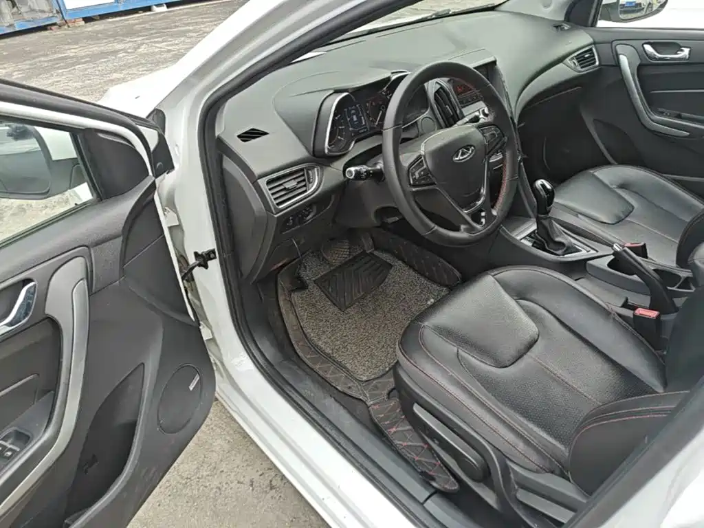 Chery Arrizo 5 — миниатюра 16