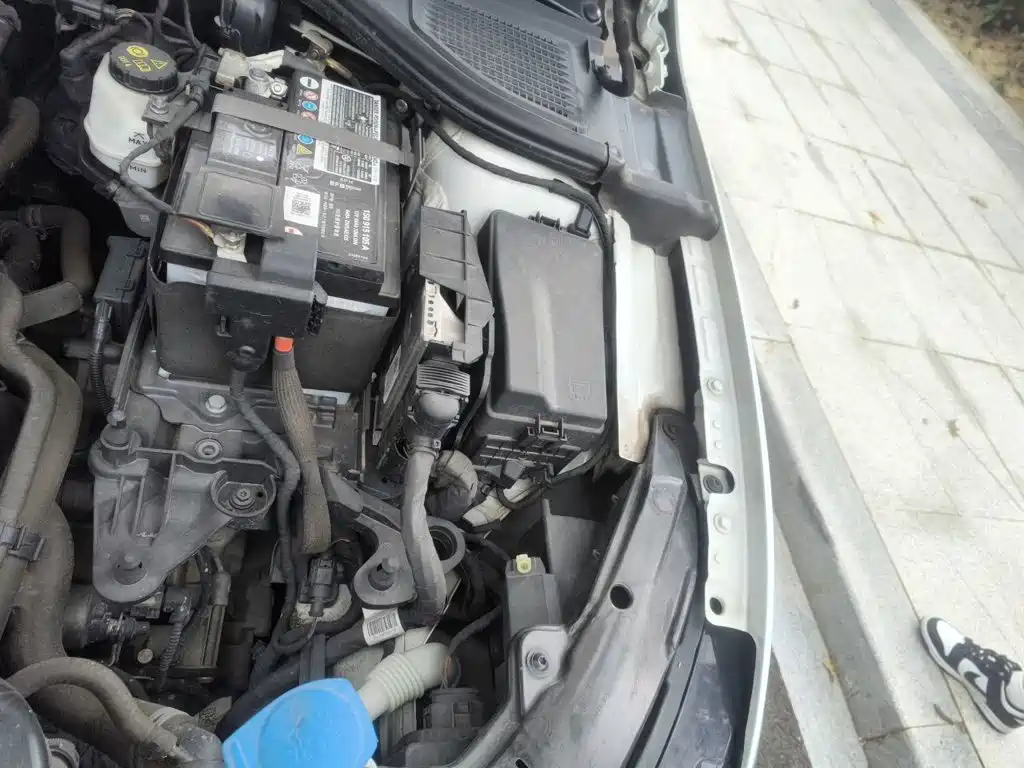 Volkswagen Golf — миниатюра 21