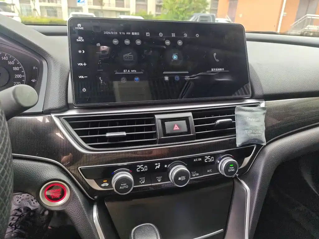 Honda Accord — миниатюра 9