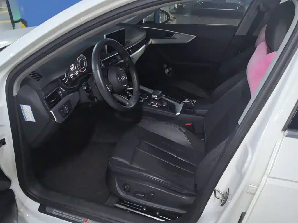 Audi A4L — миниатюра 12