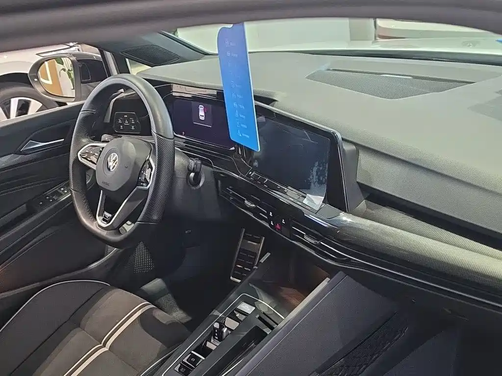Volkswagen Golf — миниатюра 10