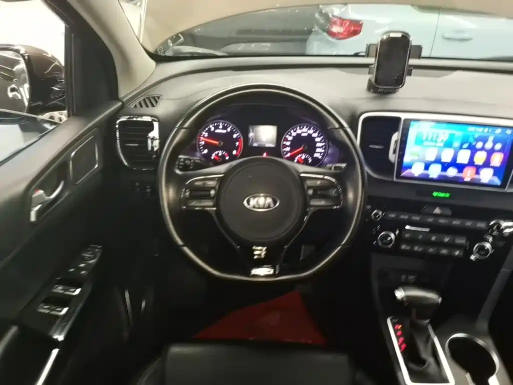 Kia KX5 — миниатюра 11