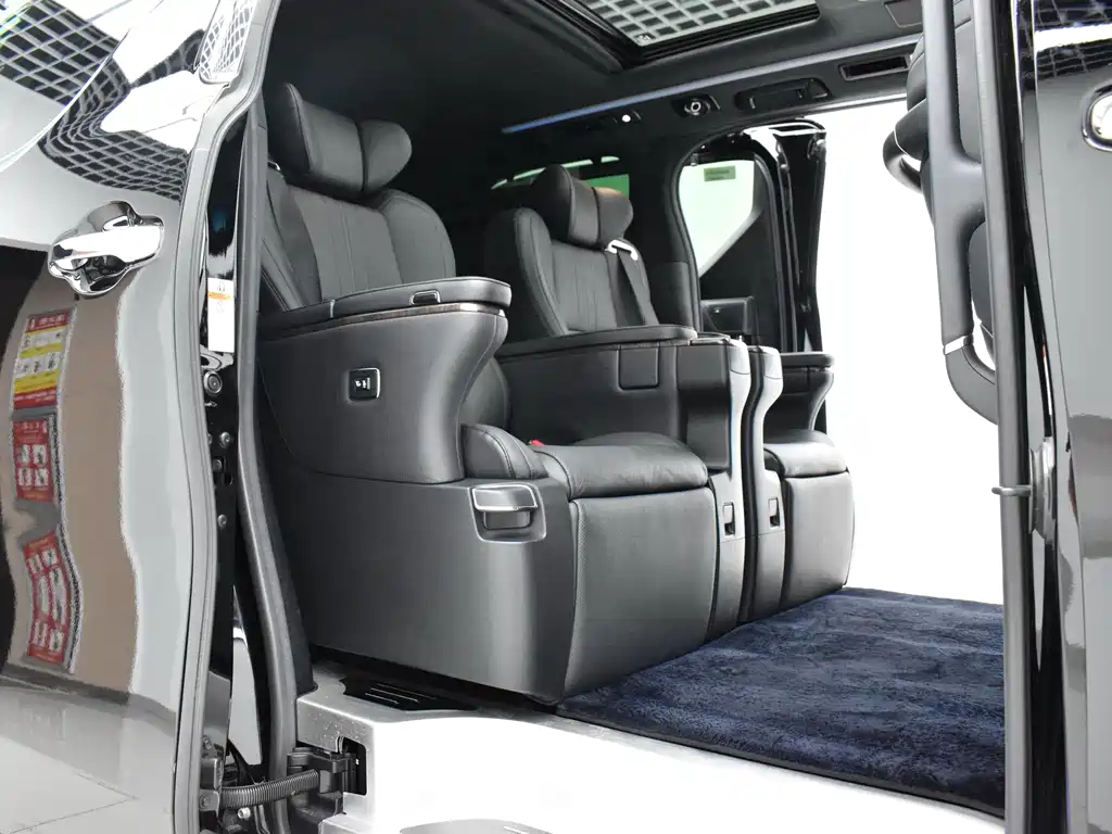 Toyota Vellfire — миниатюра 19