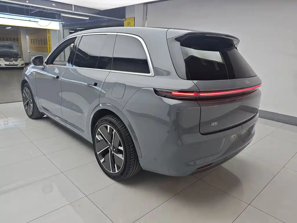 Li Auto L8 2025 Ultra