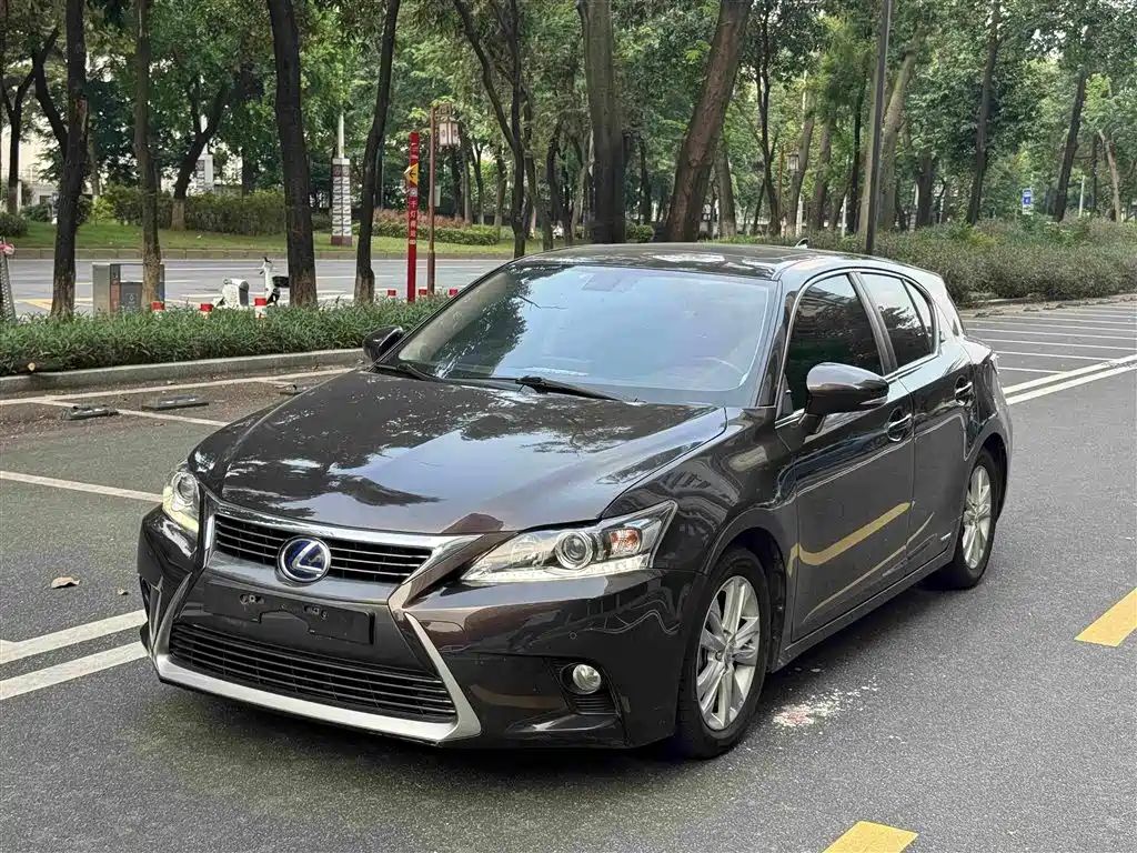 Lexus CT