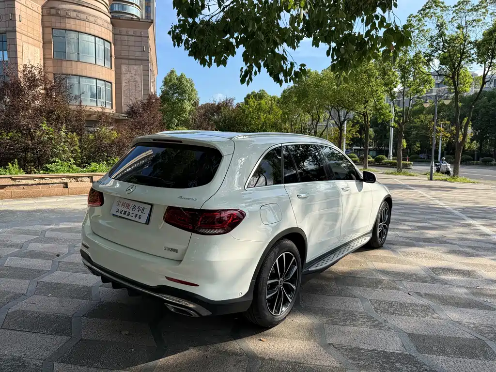 Mercedes-Benz GLC — миниатюра 10