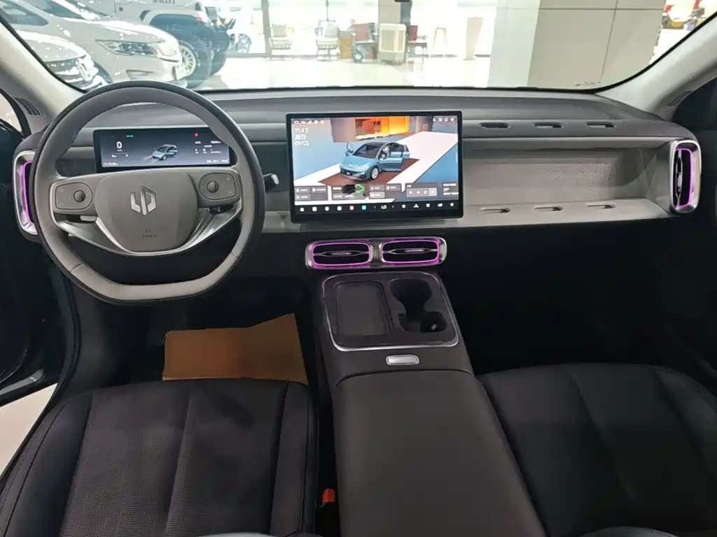 Leapmotor Leapmotor B01 — миниатюра 10