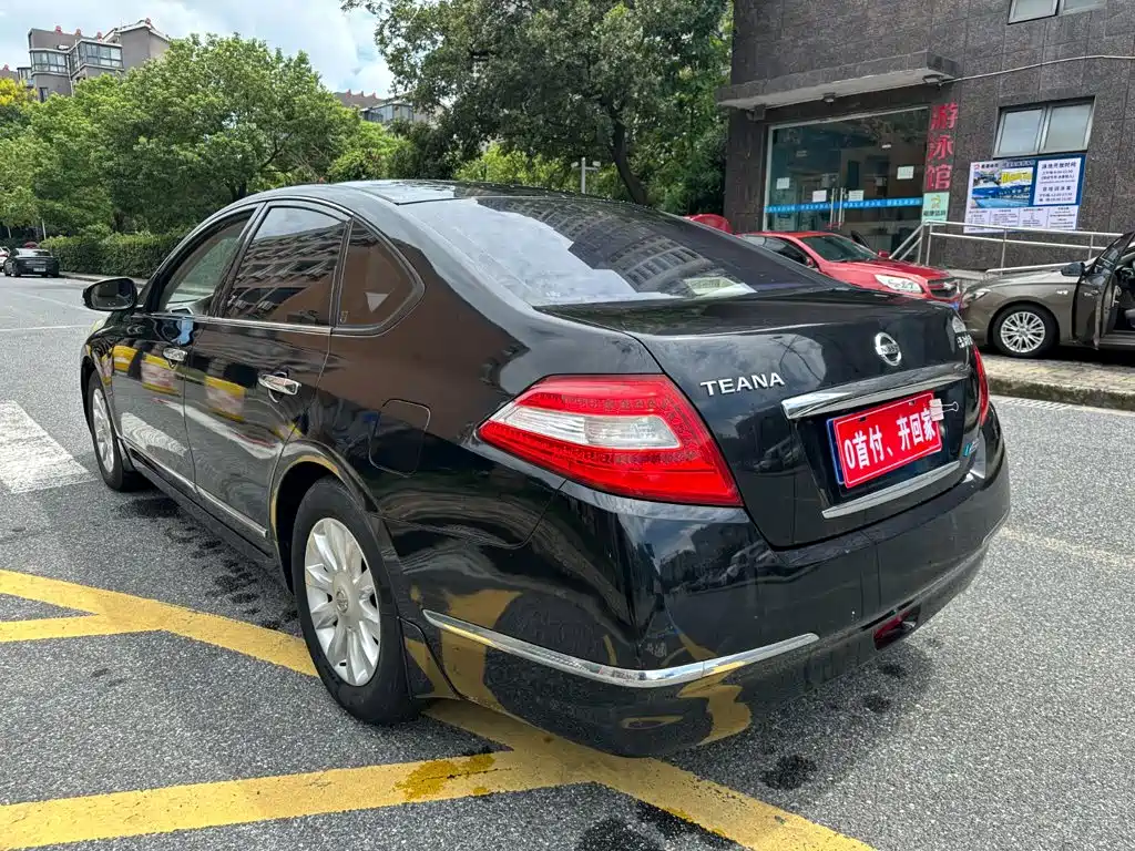 Nissan Teana — миниатюра 7