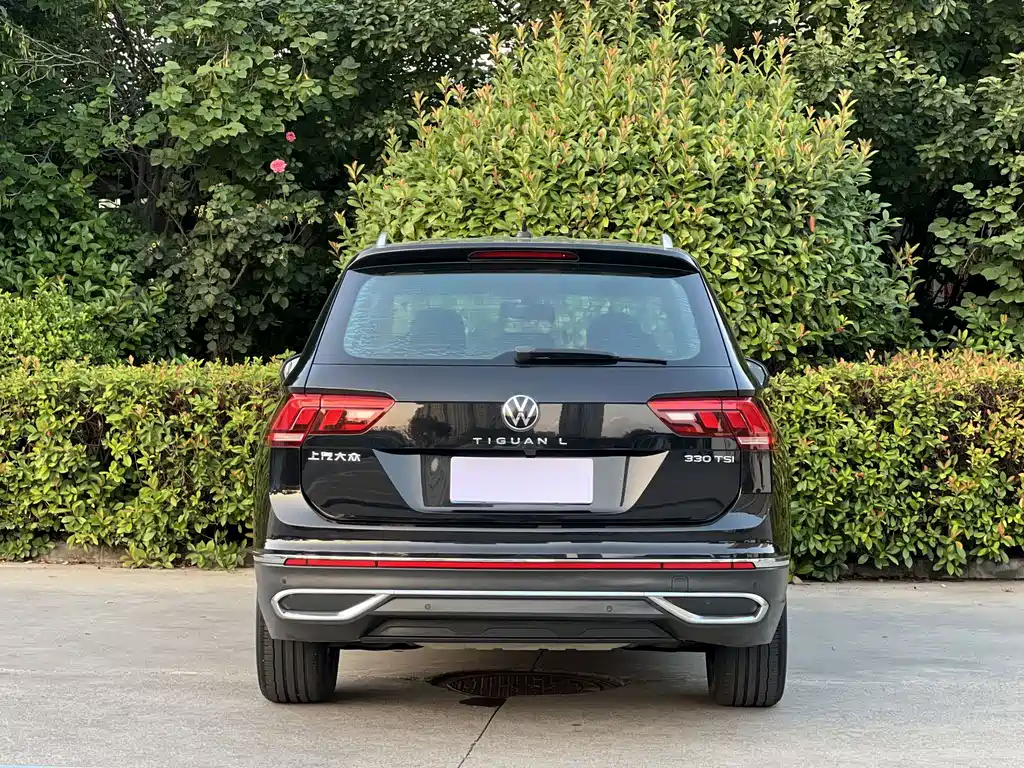 Volkswagen Tiguan L — миниатюра 17