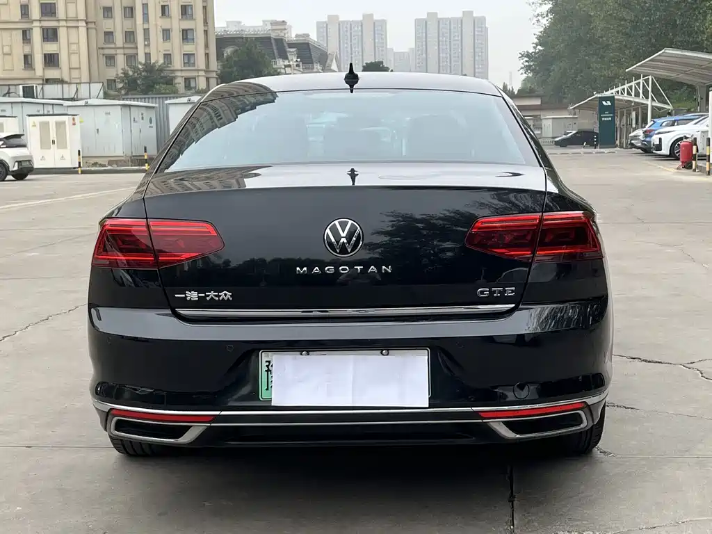 Volkswagen Magotan PHEV — миниатюра 10
