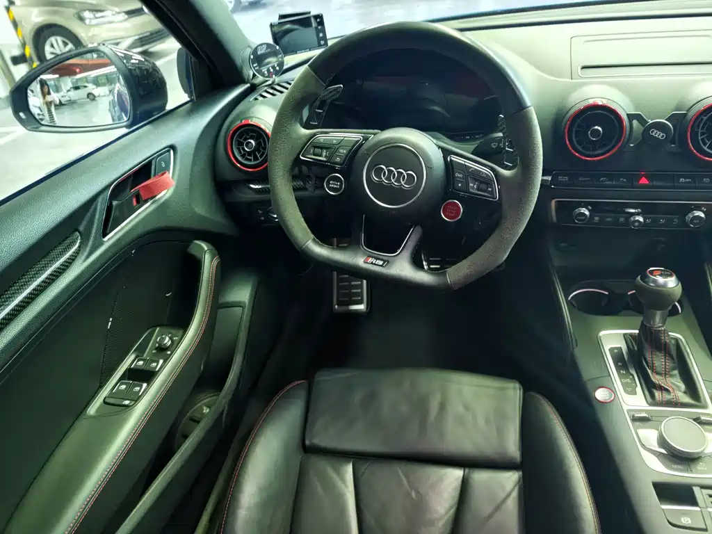 Audi S3 — миниатюра 10