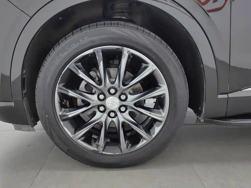 Buick Enclave — миниатюра 17