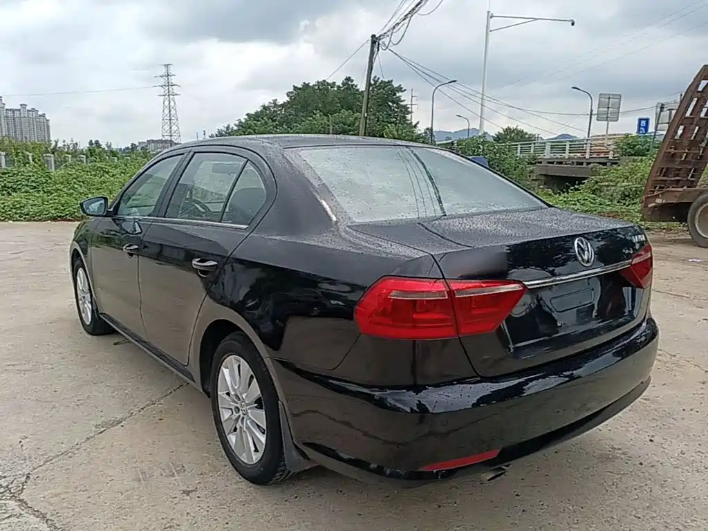 Volkswagen Lavida — миниатюра 5