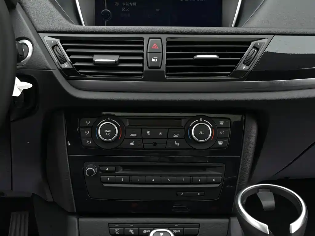 BMW X1 2015 sDrive18i Lead