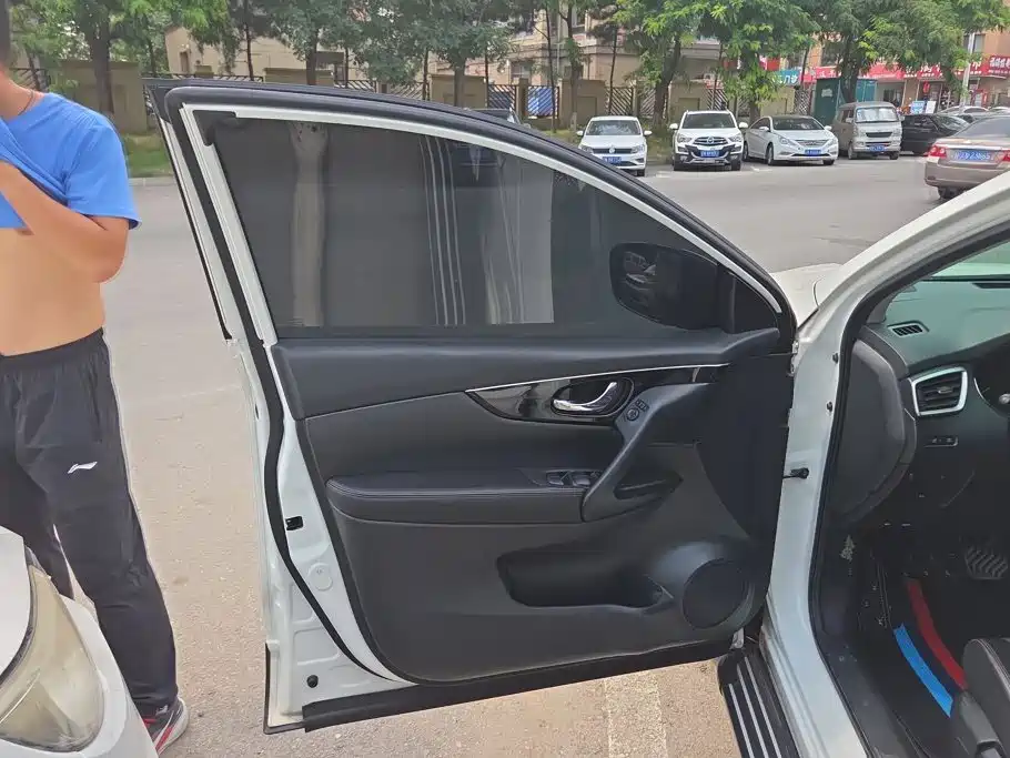 Nissan Qashqai — миниатюра 7